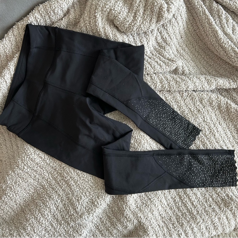 Lulu leggings size 2